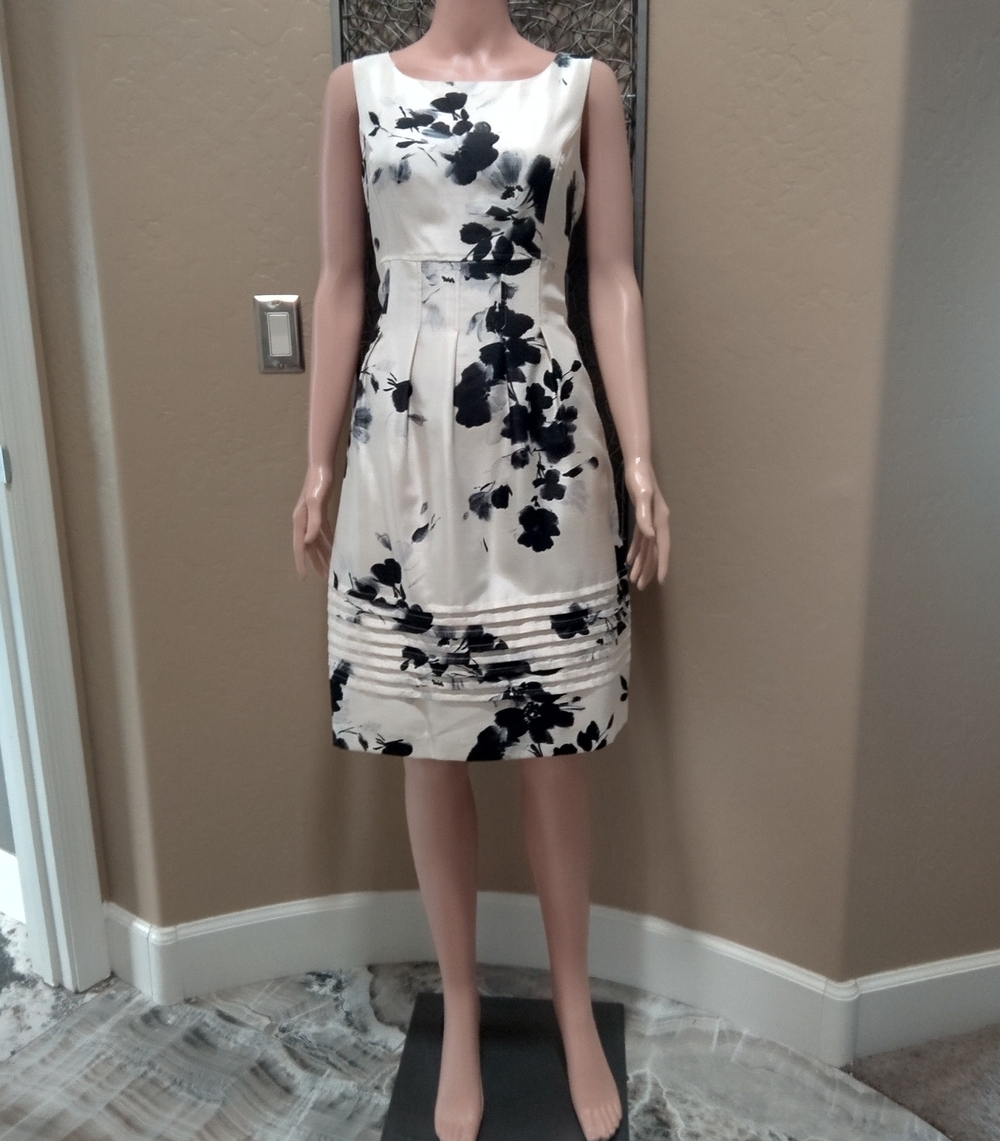 Eliza J 'Missy' Sleeveless Ivory Sheath Dress with Black Floral Print